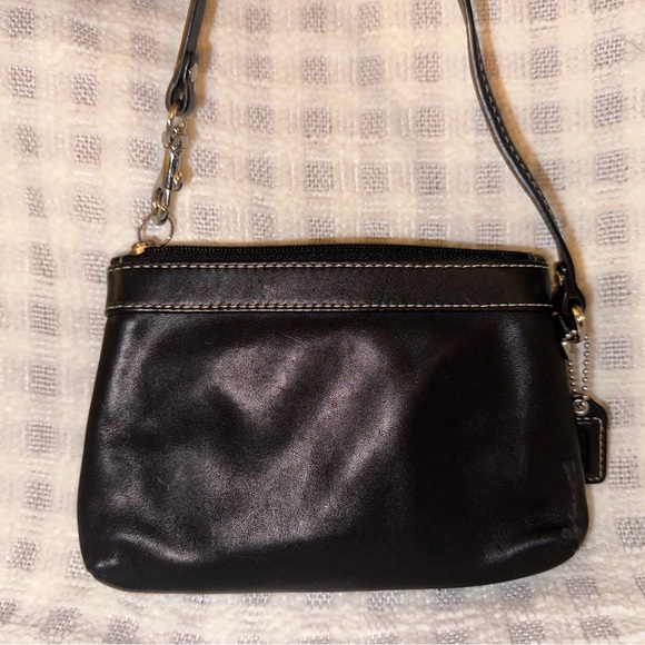Coach Wristlet (Black, Gently Used) - Picture 5 of 5